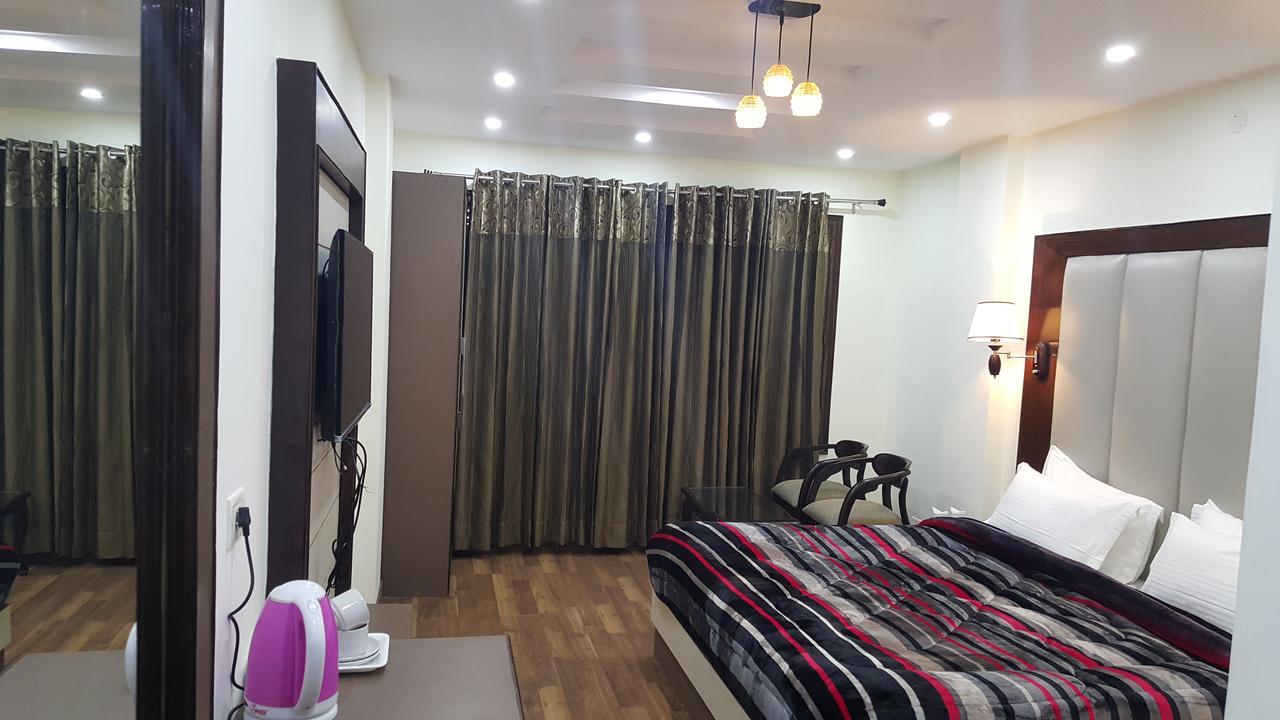 Hotel Kayanat Dalhousie Εξωτερικό φωτογραφία