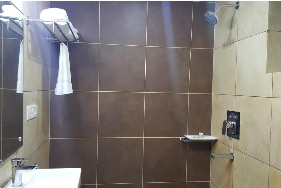 Hotel Kayanat Dalhousie Εξωτερικό φωτογραφία